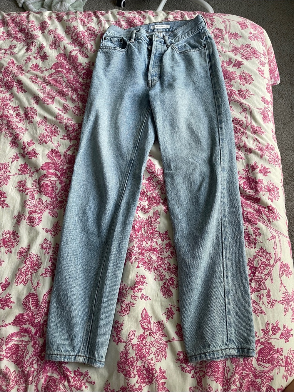 PacSun Light Wash Straight Leg Jeans